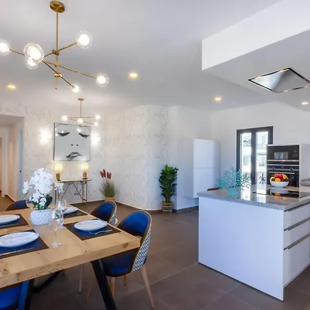 Banus - Puerto Banus Harbour Sea Views Penthouse *